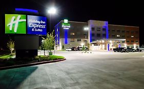 Holiday Inn Express & Suites Taylor By Ihg